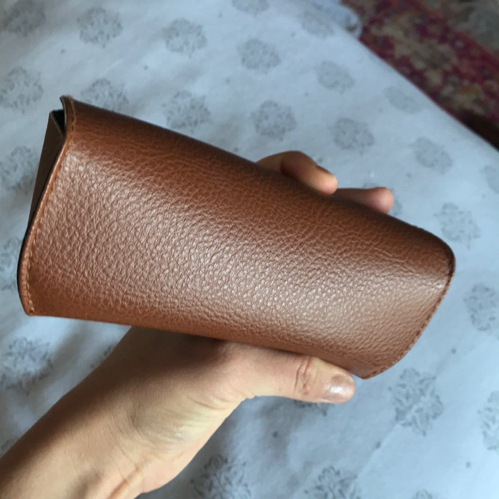 Ray Bans Case - Picture 3 of 3